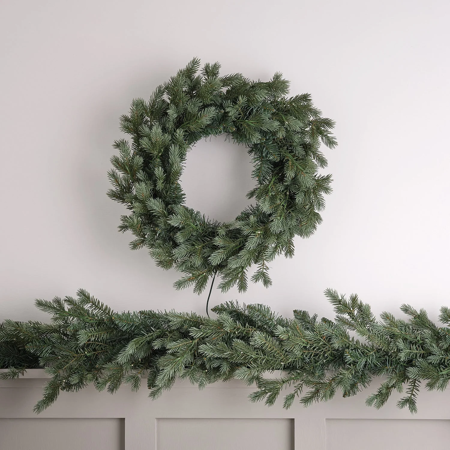 1.5m Dual Colour Micro LED Christmas Garland - Image 14