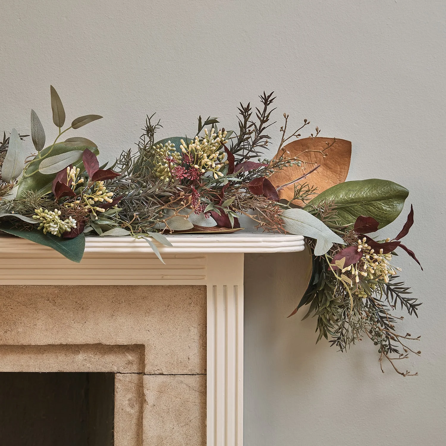 1.5m Pre Lit Autumn & Christmas Garland - Image 2