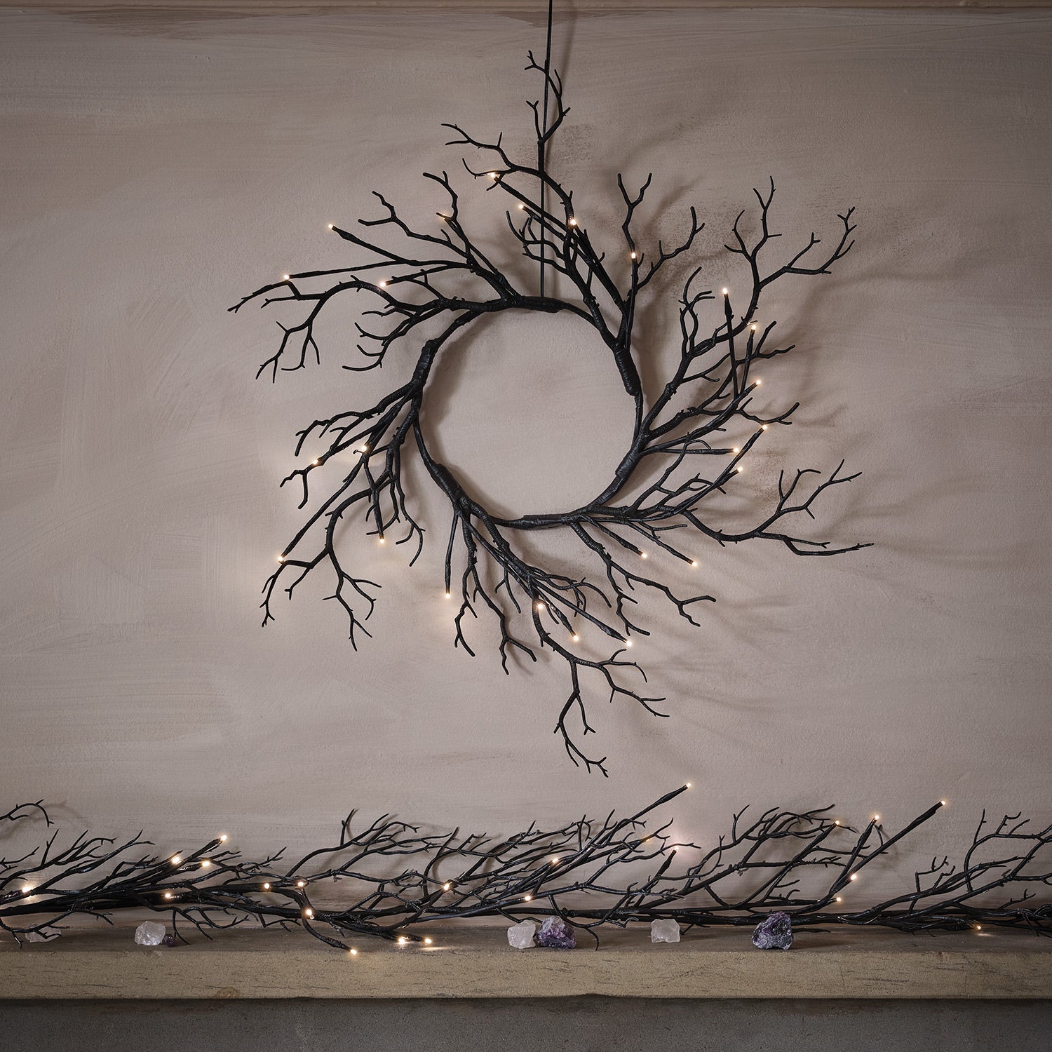 1.5m Pre Lit Black Twig Halloween Garland - Image 6