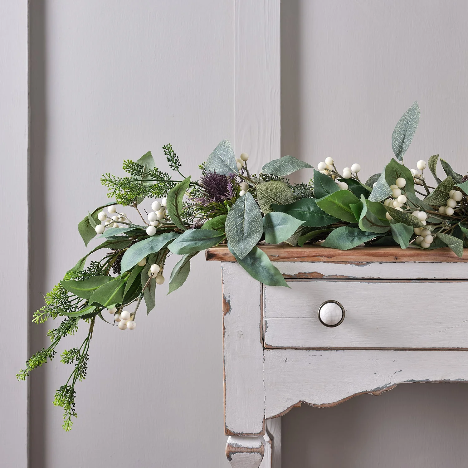 1.5m Pre Lit Christmas Collection Garland - Image 2