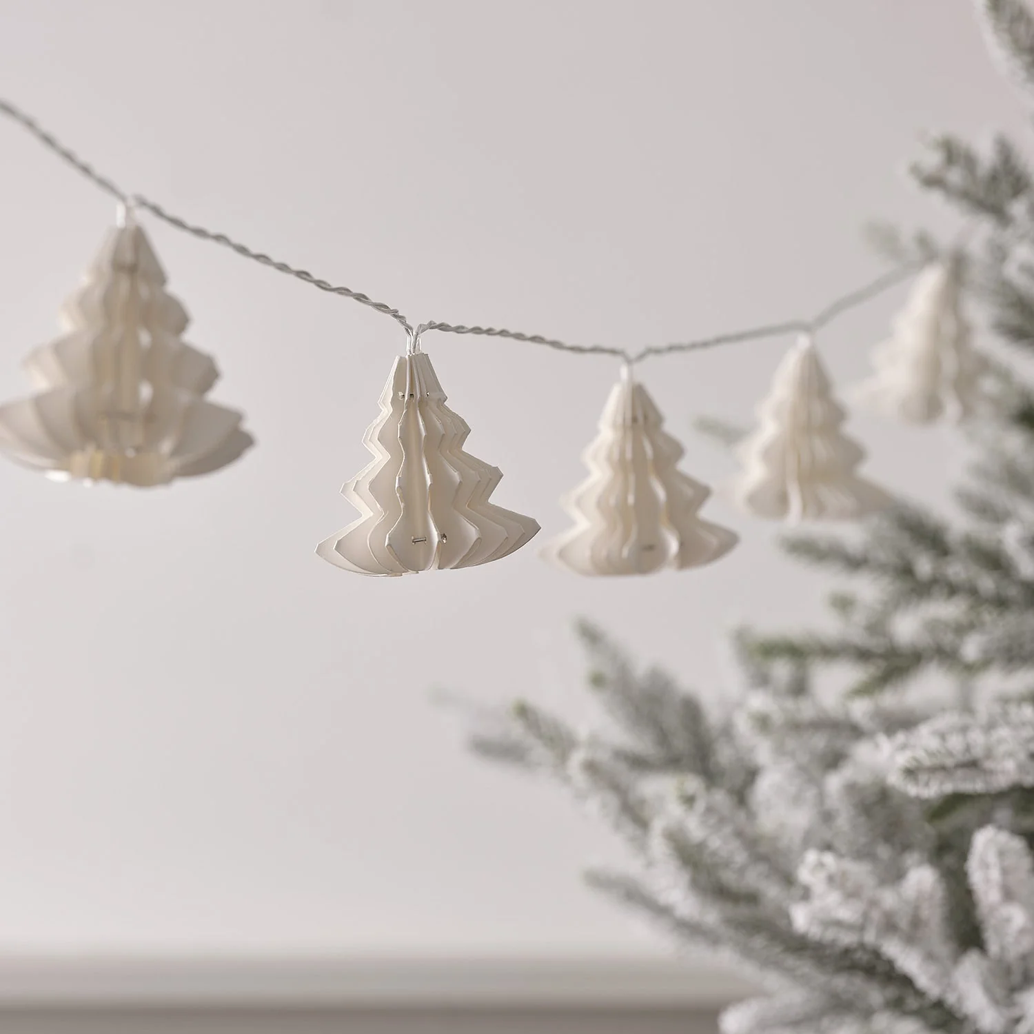 1.8m Paper Christmas Tree LED String Lights - Image 2