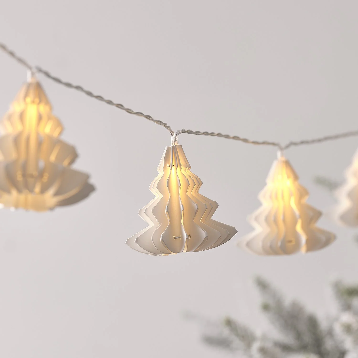 1.8m Paper Christmas Tree LED String Lights - Image 3