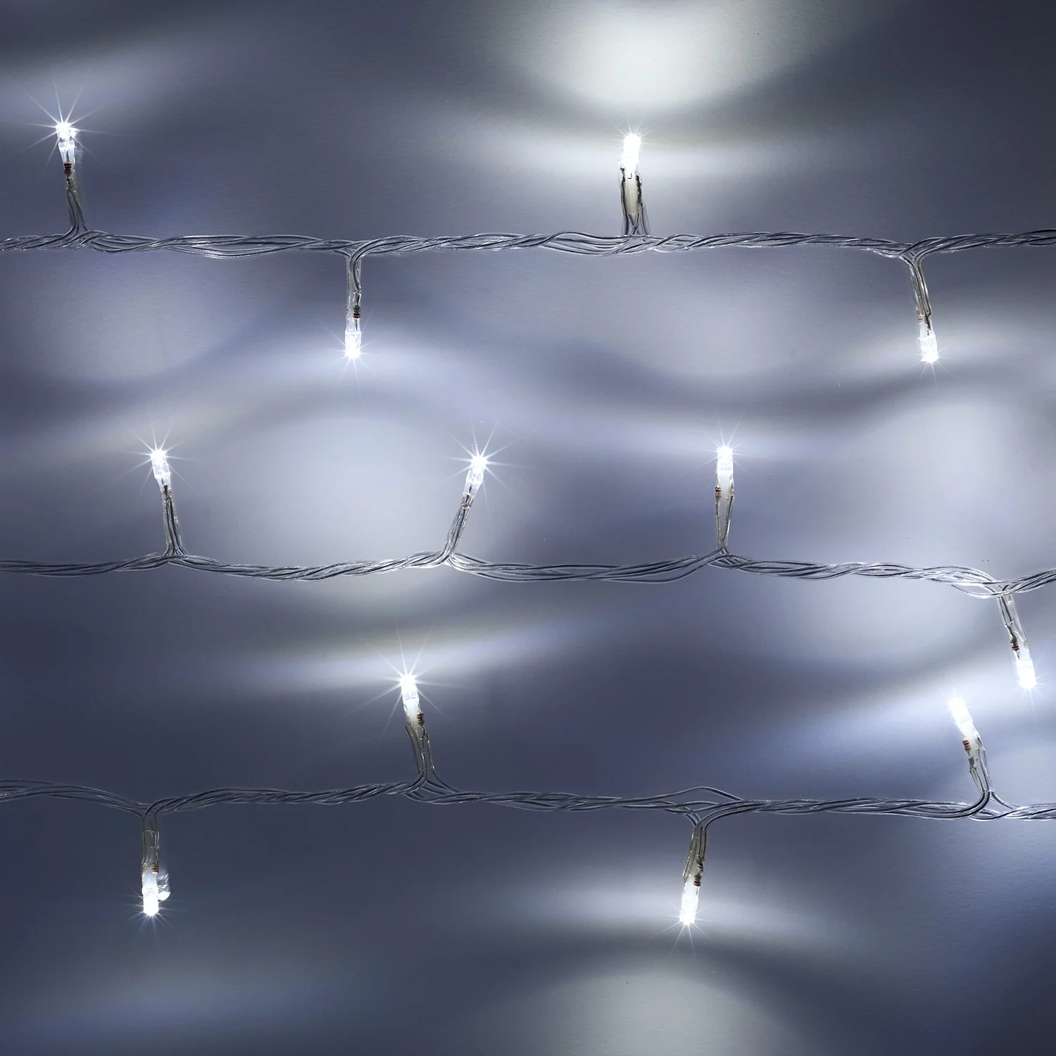 100 White LED Outdoor Battery Fairy Lights On Clear Cable - Image 5