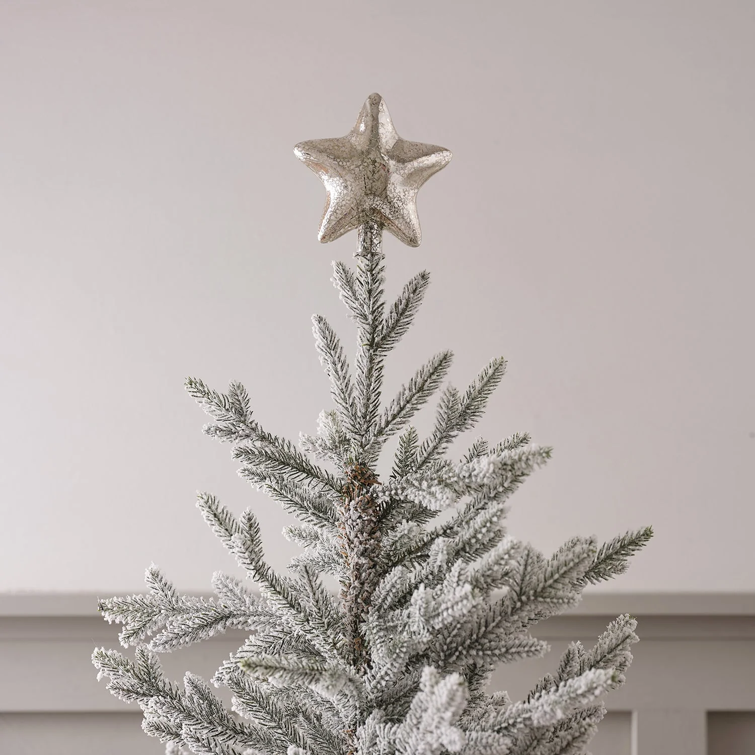 Star Shaped Glass Christmas Tree Topper - Image 2