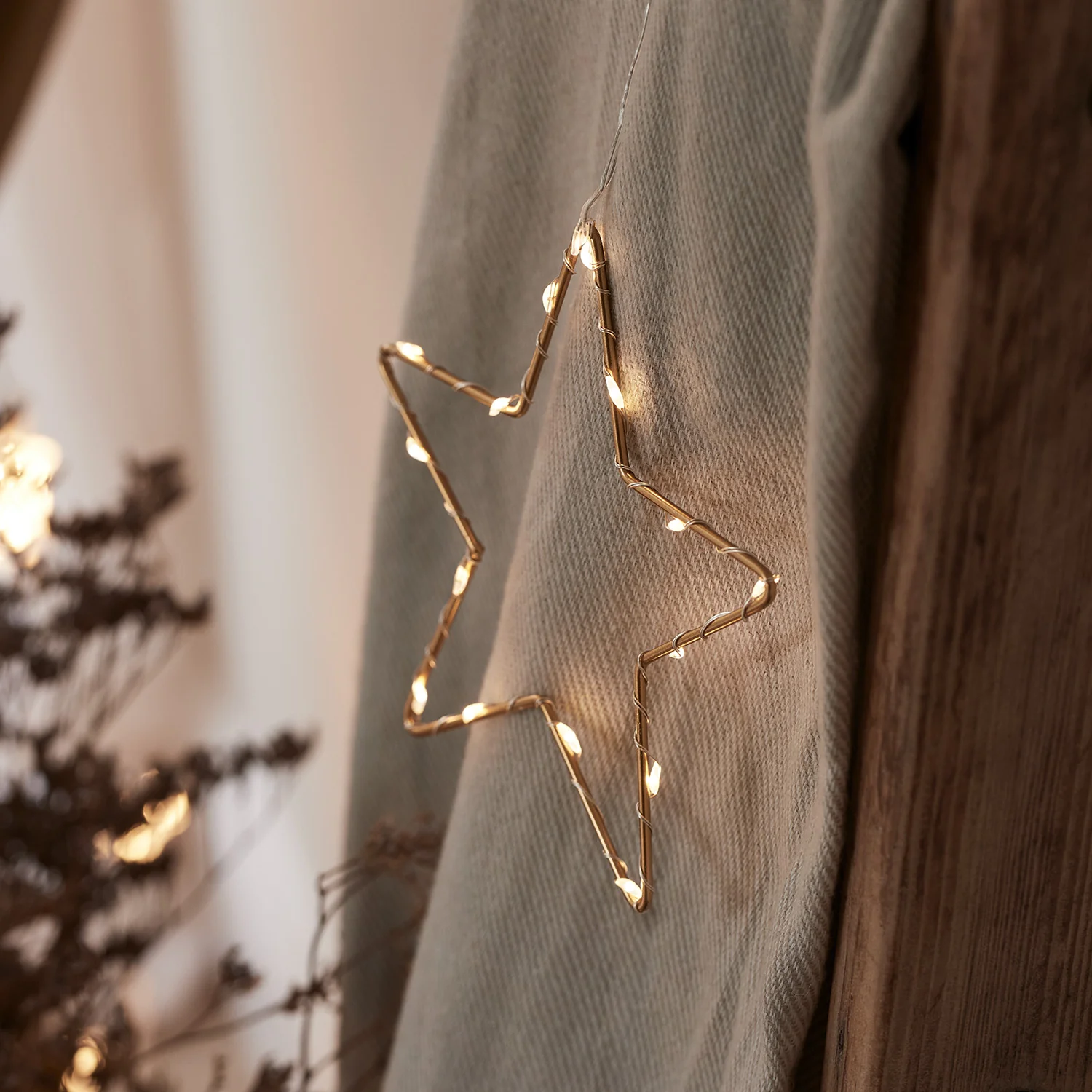 15cm Gold Osby Star Light Duo - Image 6