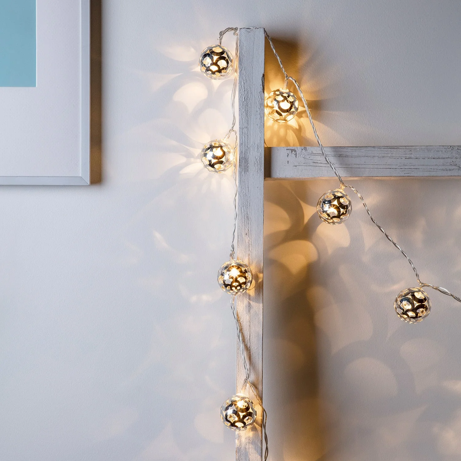 16 Silver Ball Fairy Lights - Image 2