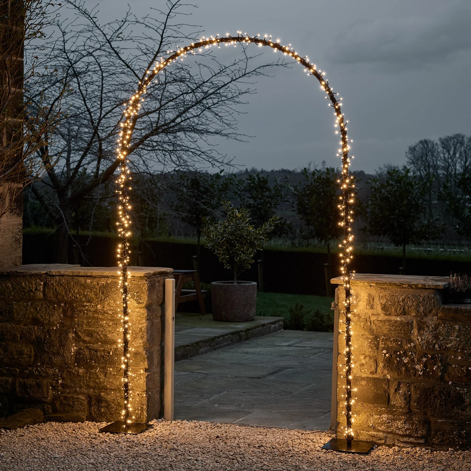 2.3m LED Garden Archway Light - Image 2