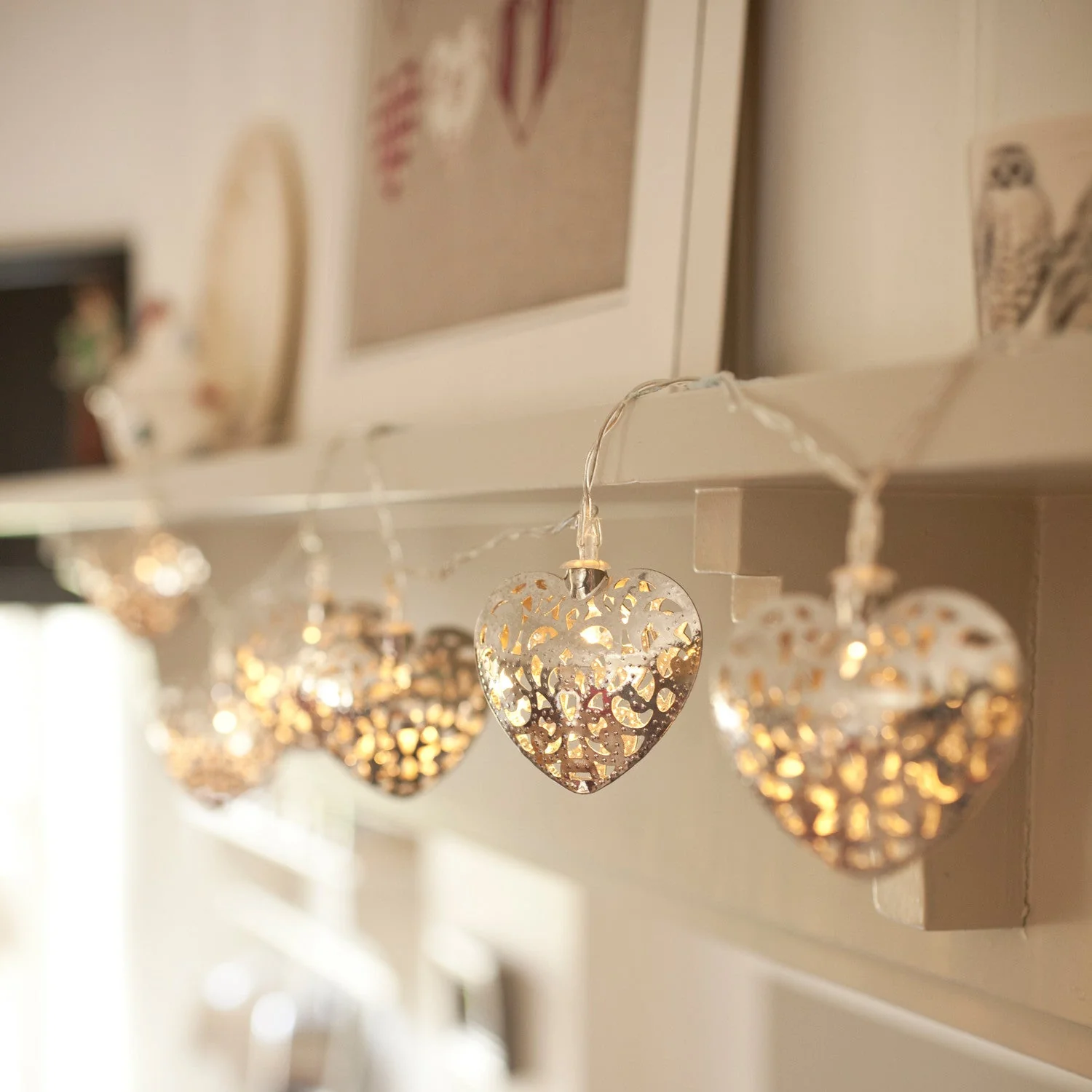 20 LED Silver Filigree Heart Indoor Fairy Lights - Image 3