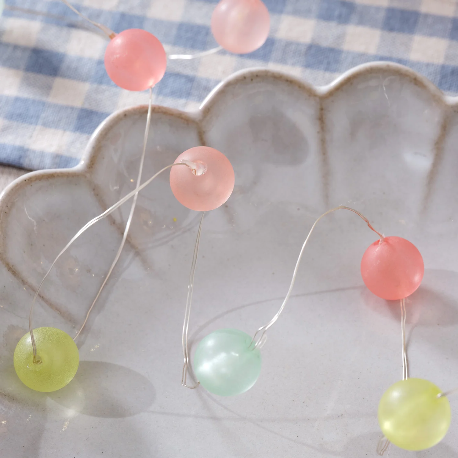 20 Pastel Ball LED Micro Lights - Image 4