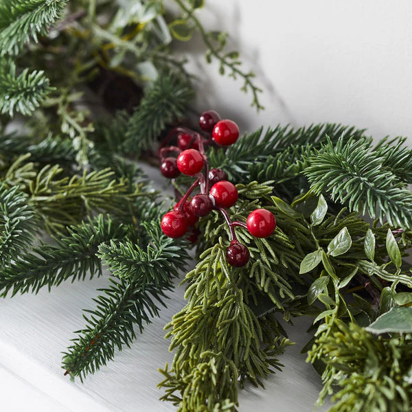 2m Pre Lit Pine & Red Berry Christmas Garland - Image 3