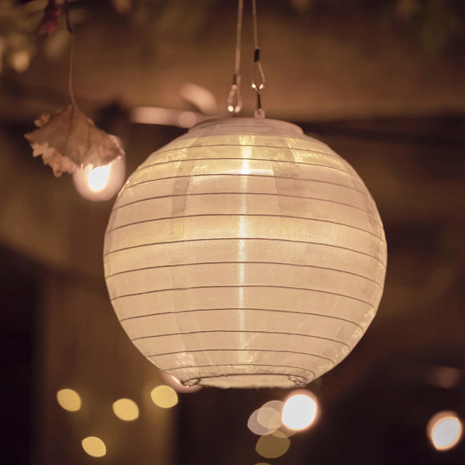 3 Cloud White Miami Solar Lanterns - Image 3