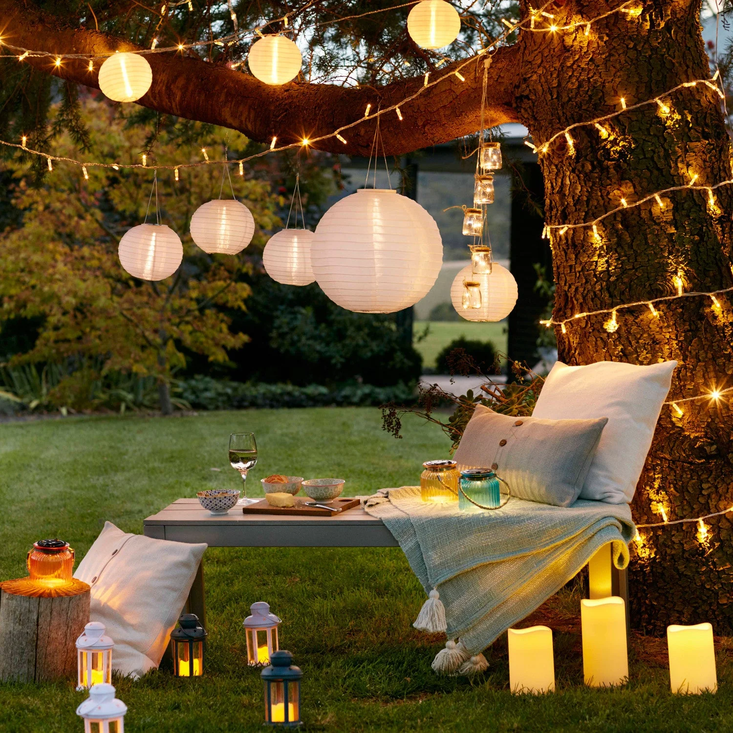 3 Cloud White Miami Solar Lanterns - Image 6