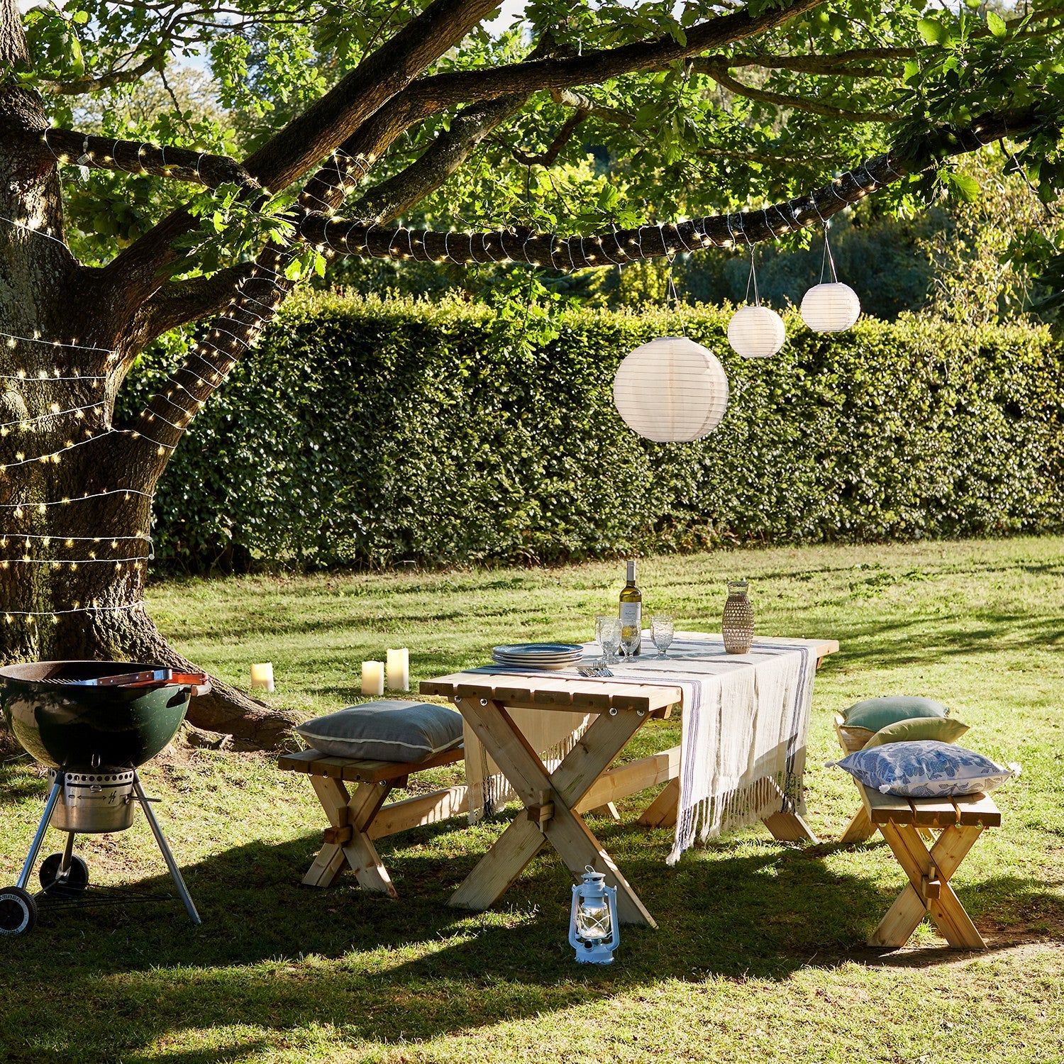 3 Cloud White Miami Solar Lanterns - Image 7