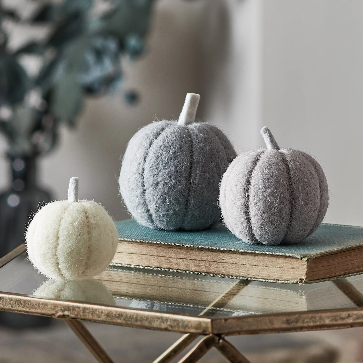 3 Pumpkin Felt Autumn Decorations - Image 5