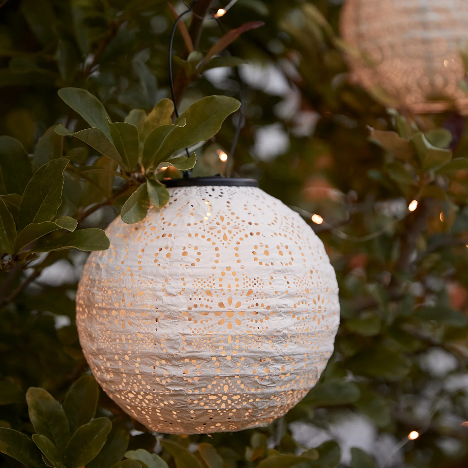 3 Round Pastel Tyvek Hanging Solar Lanterns - Image 2
