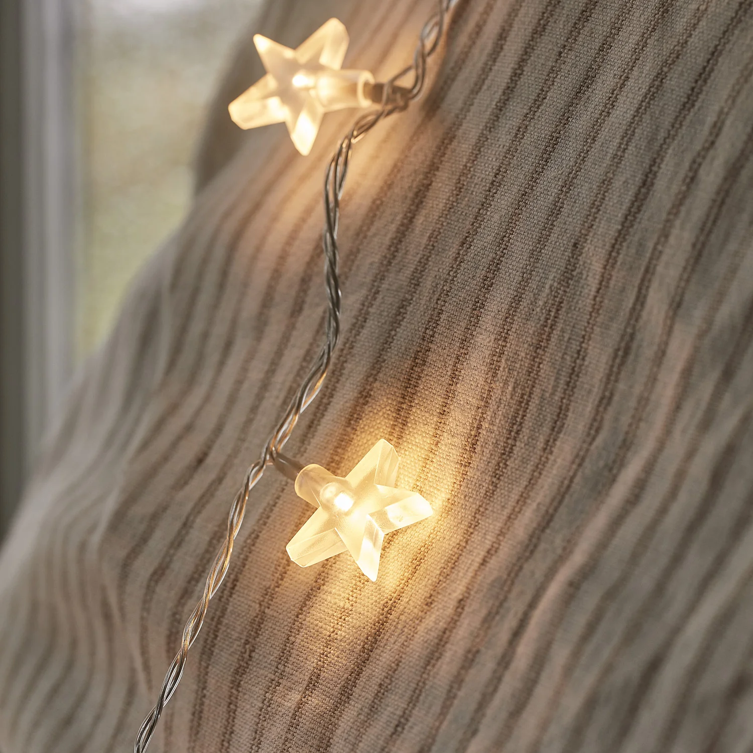 30 Warm White LED Star Fairy Lights On Clear Cable - Image 3