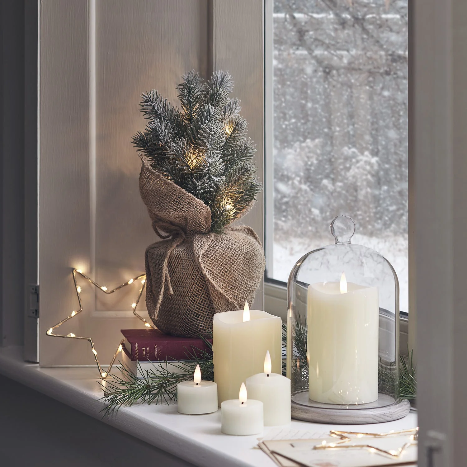 4 TruGlow® Ivory LED Votive Candles - Image 7