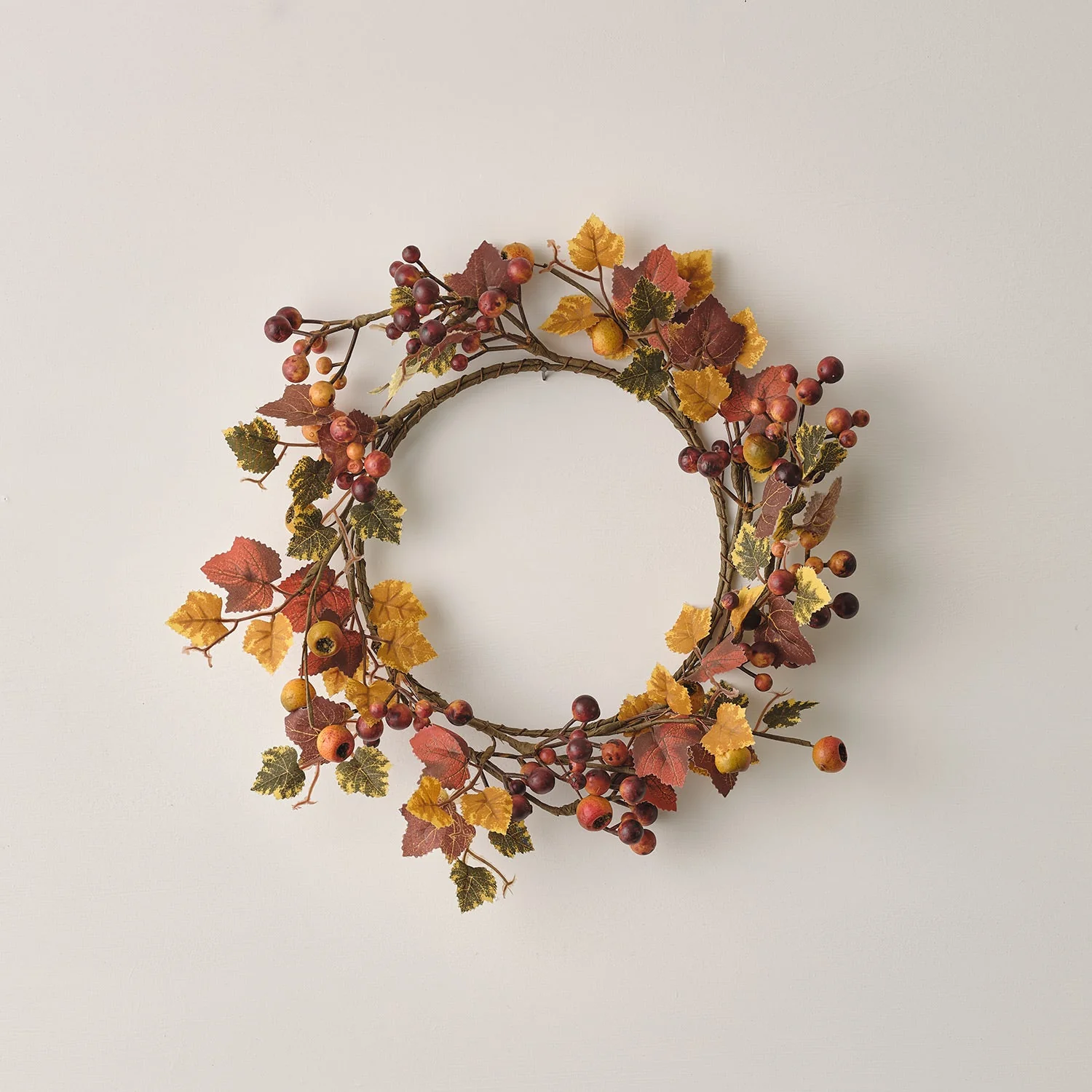 40cm Autumnal Berry Wreath - Image 2