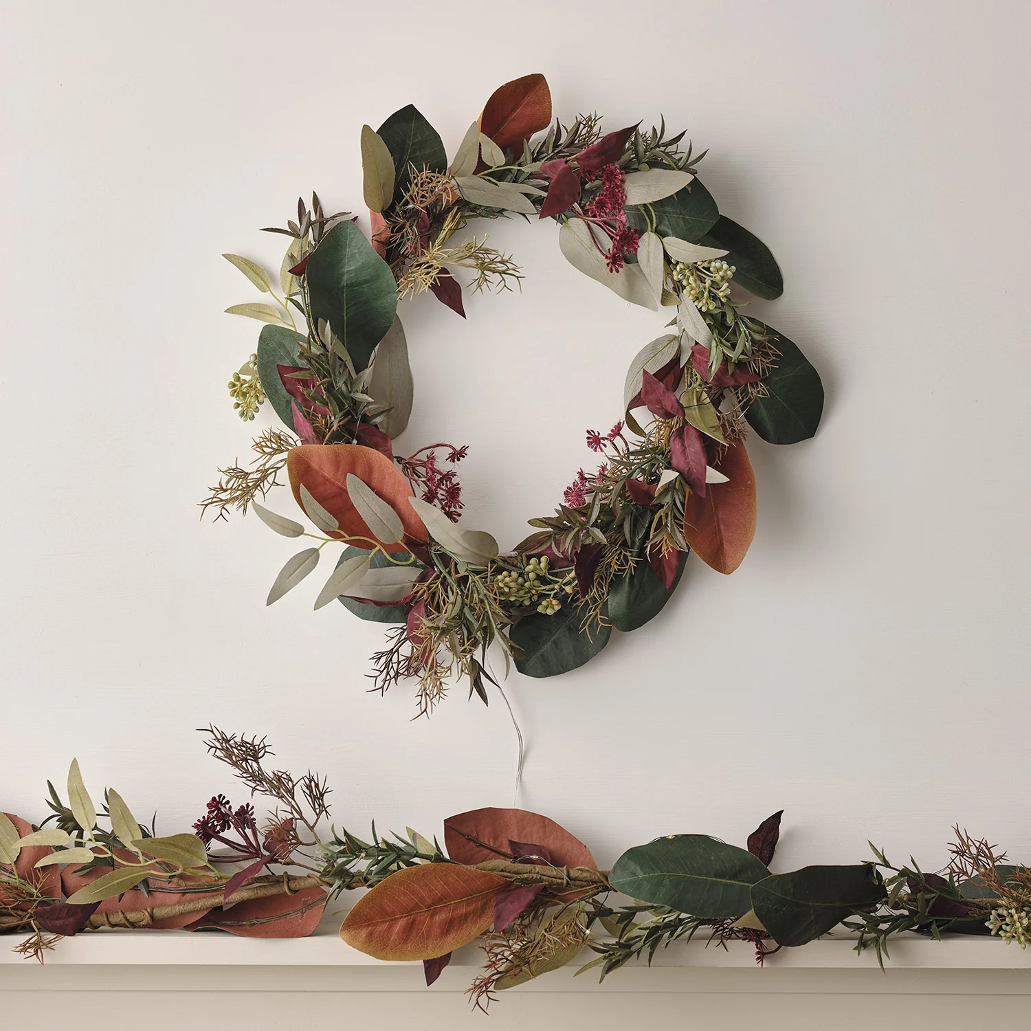 40cm Crisp Leaf Autumn-Winter Wreath Micro Light Bundle - Image 3