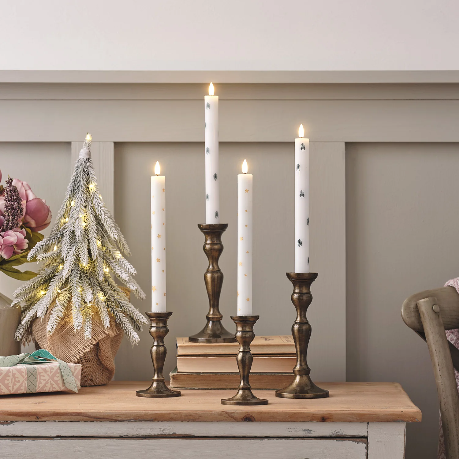 40cm Pre Lit Snowy Christmas Tree with Hessian Pot - Image 4