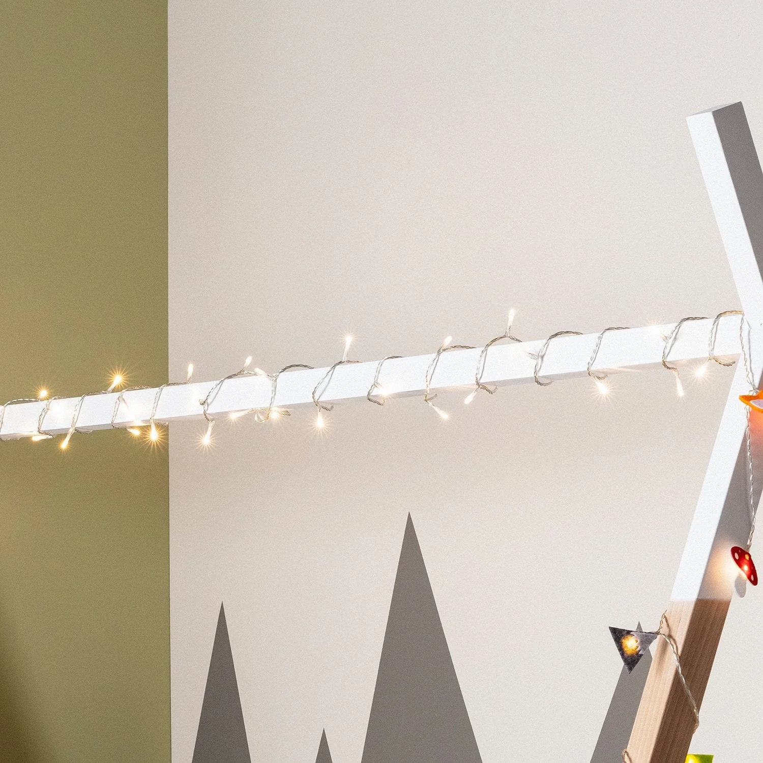 50 Warm White LED Indoor Fairy Lights On Clear Cable with Remote - Image 2
