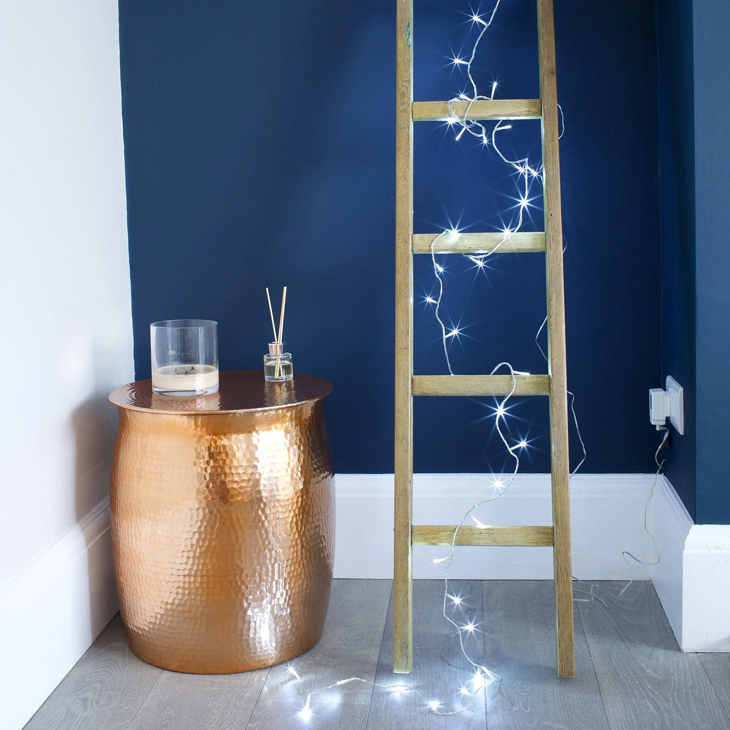 50 White LED Fairy Lights On Clear Cable - Image 3