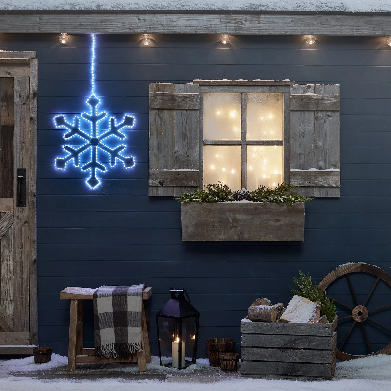57cm Snowflake Christmas Outdoor Decoration - Image 2