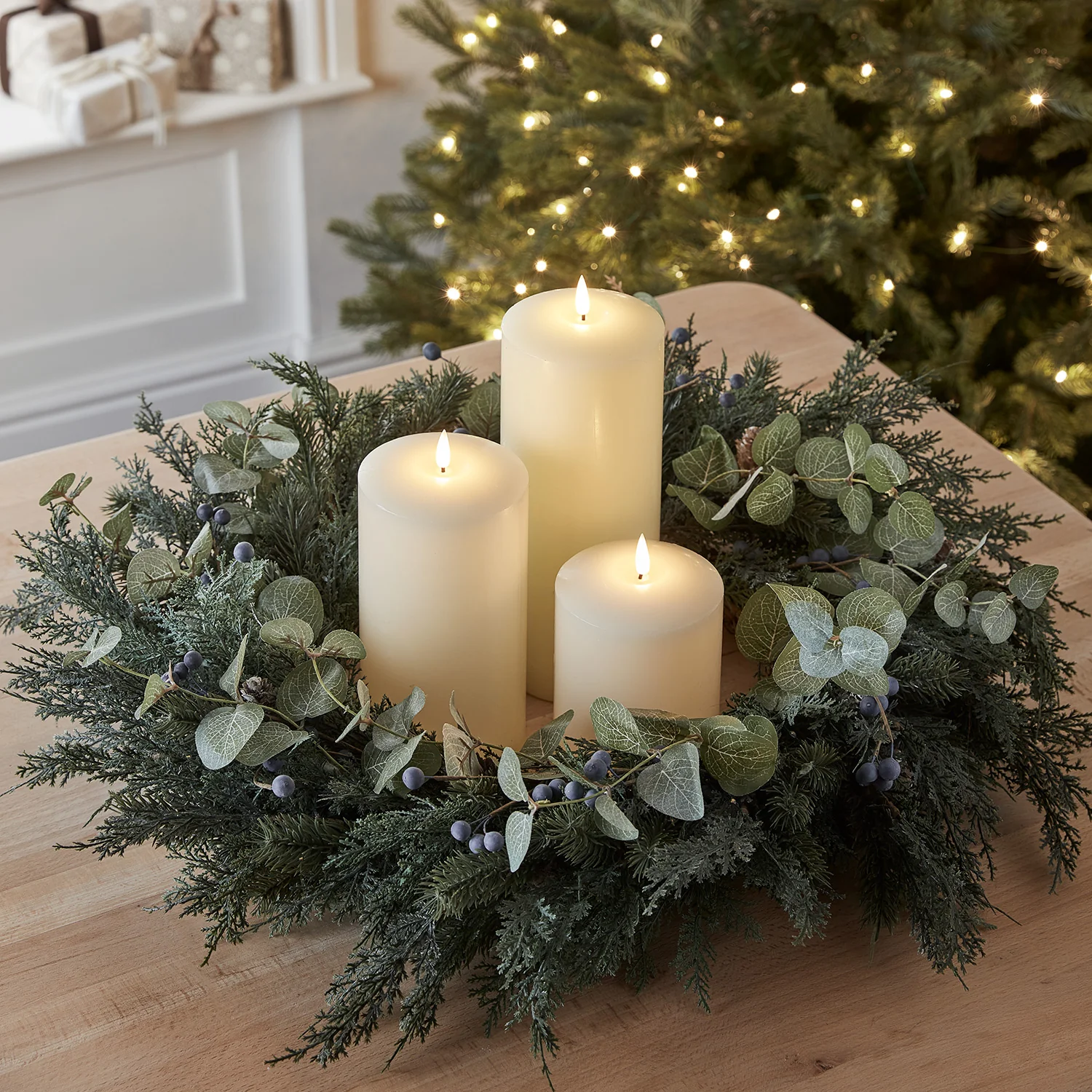 66cm Pre Lit Oversized Frosted Berry and Pinecone Wreath & TruGlow® LED Candle Bundle - Image 2