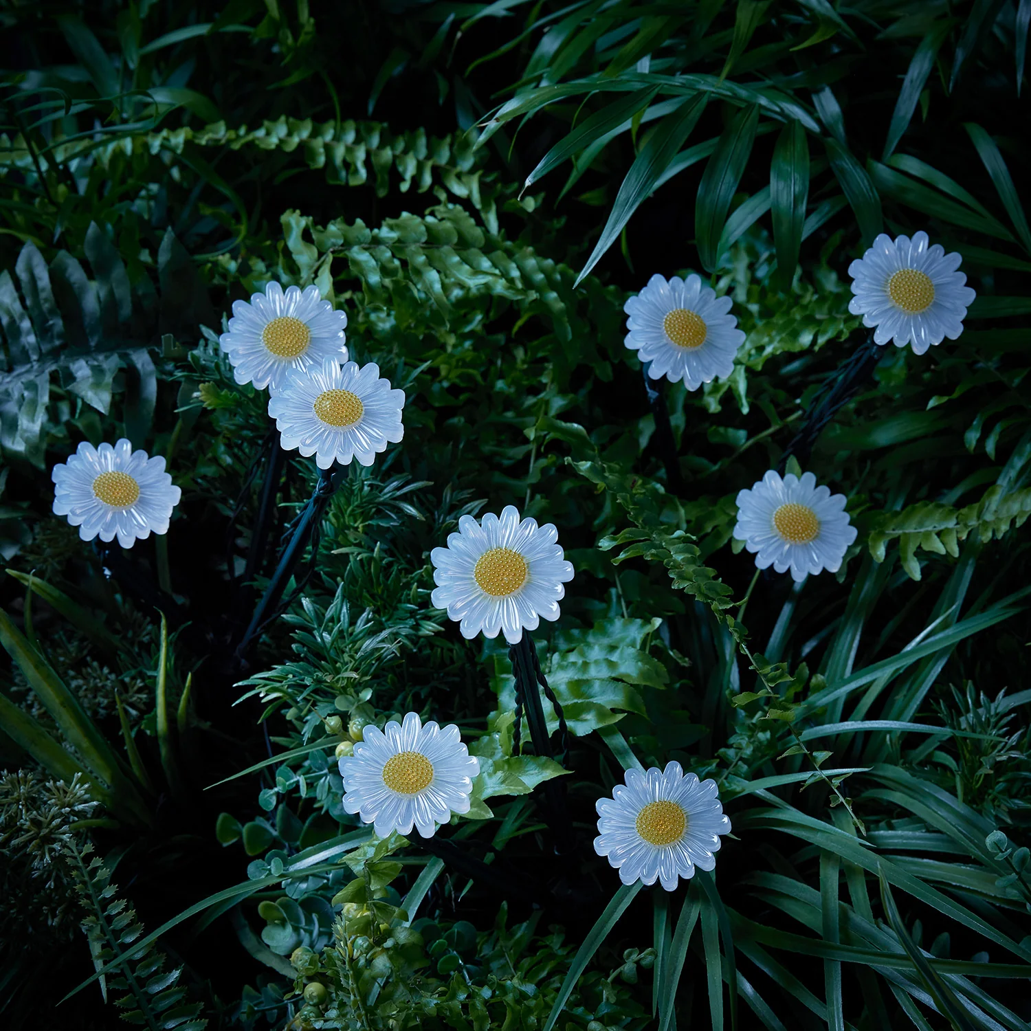 9 Daisy Flower Solar Stake Lights - Image 5