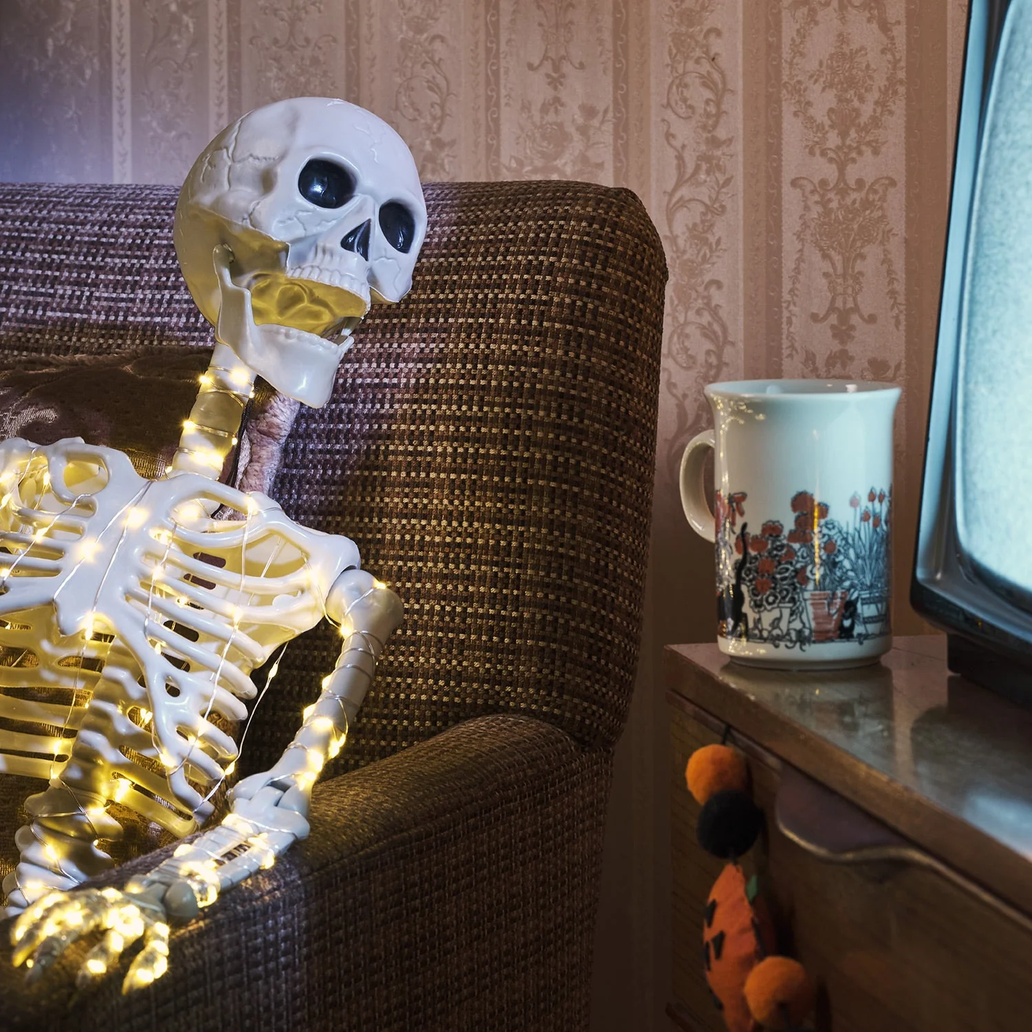 90cm Skeleton LED Halloween Decoration - Image 10