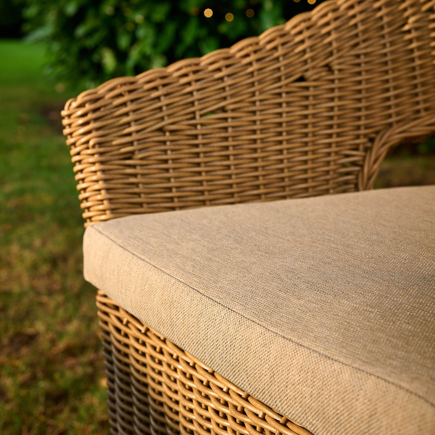 The Alderney Bistro Set - Image 3
