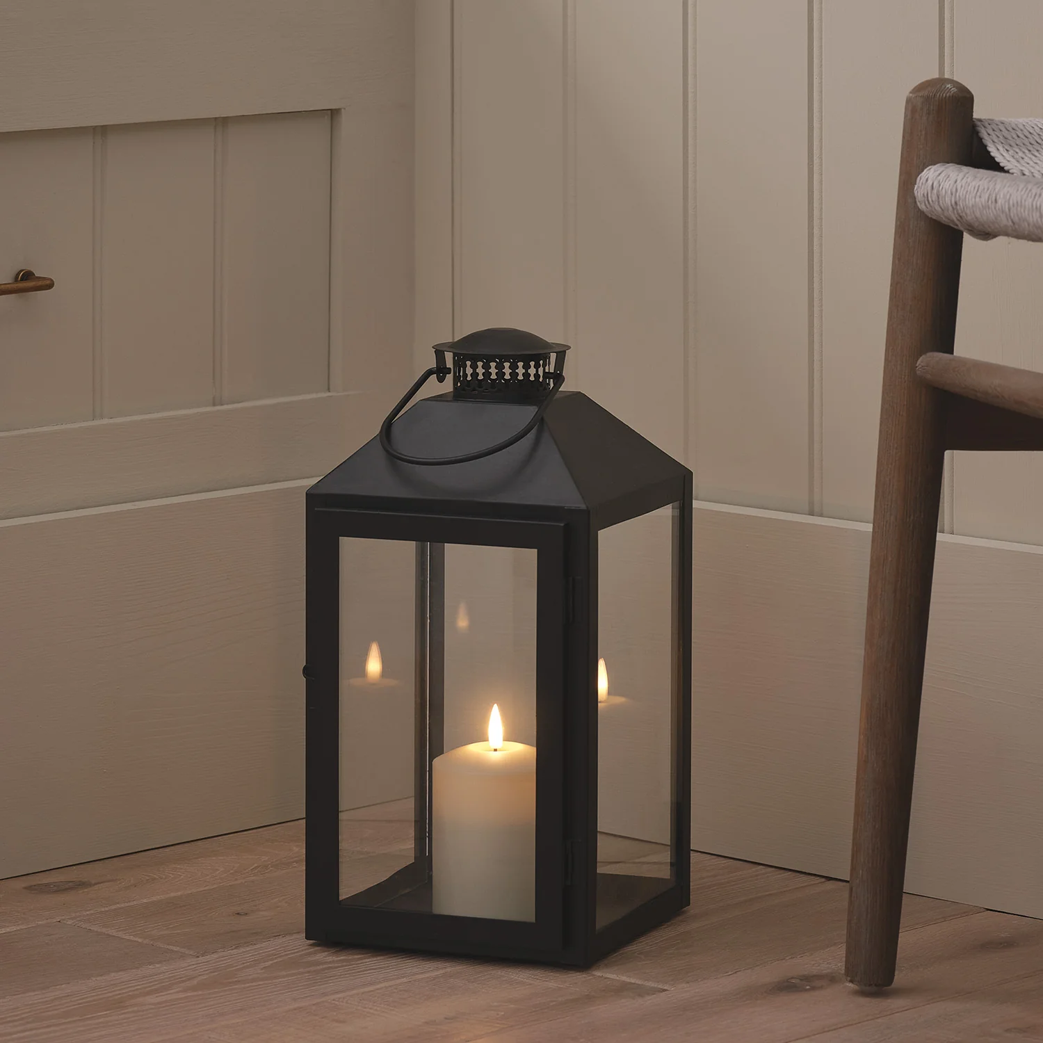 Seaton Lantern Duo with TruGlow® Candles - Image 4
