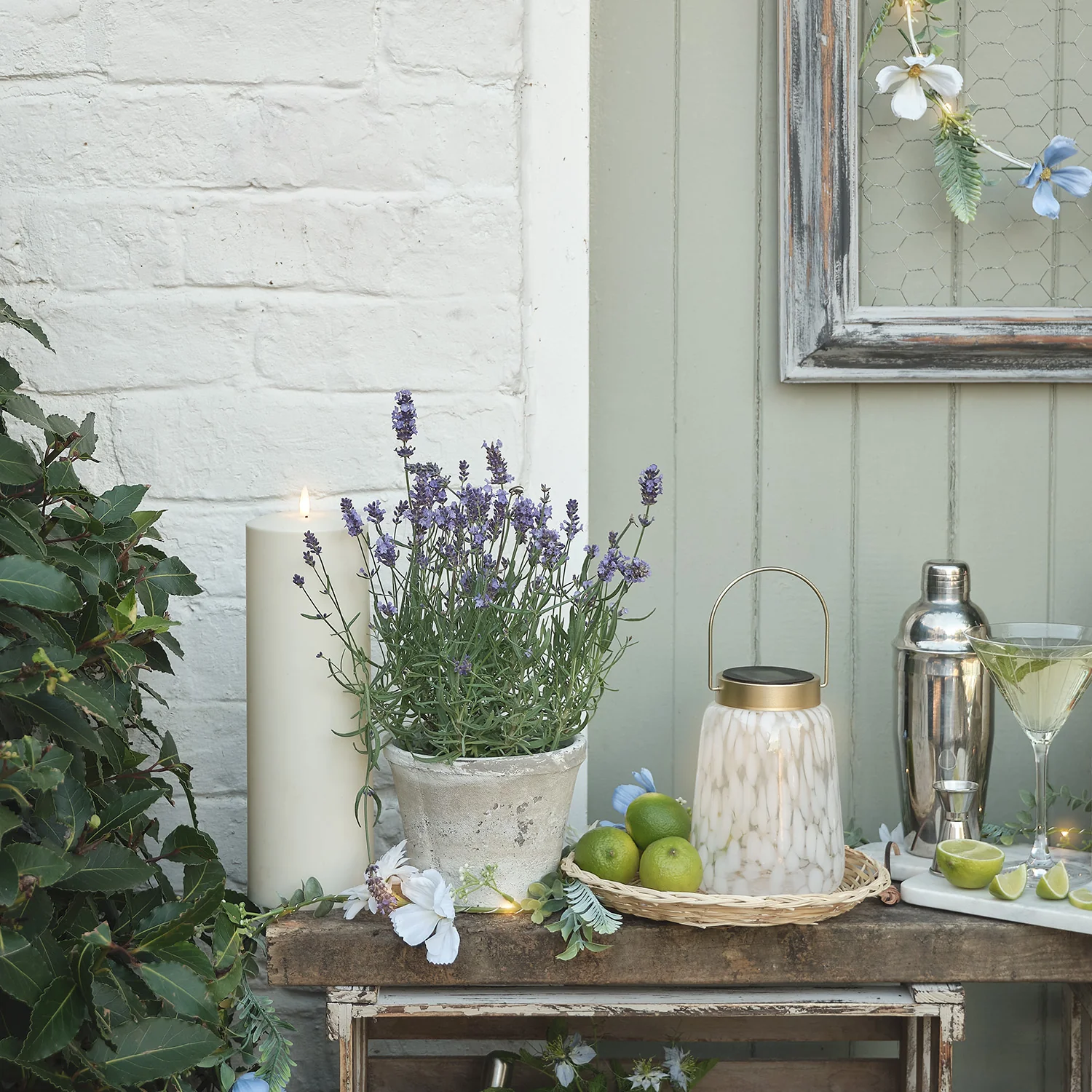 Confetti Glass Solar Lantern - Image 3
