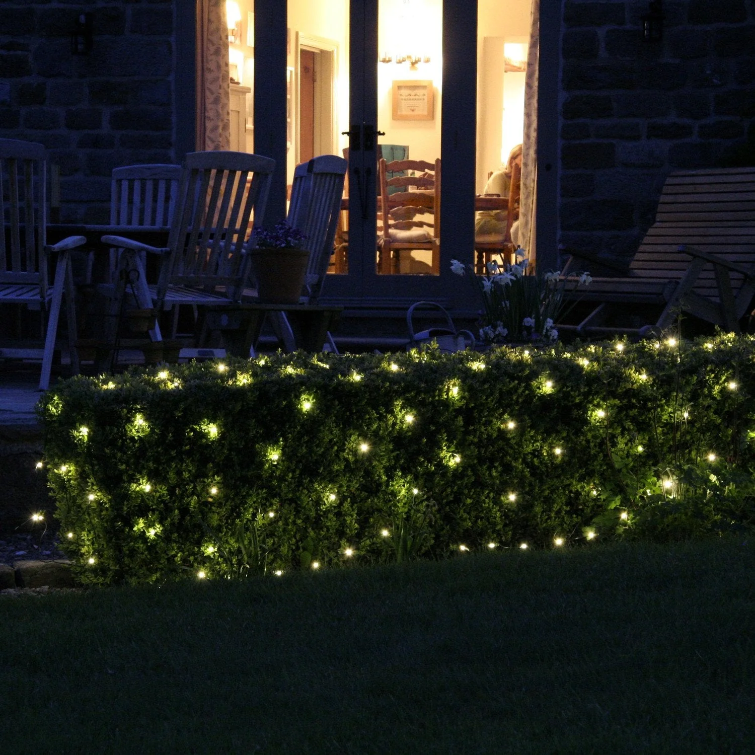 Core Connect 10m x 2m 700 Warm White Connectable Net Lights Green Cable - Image 6