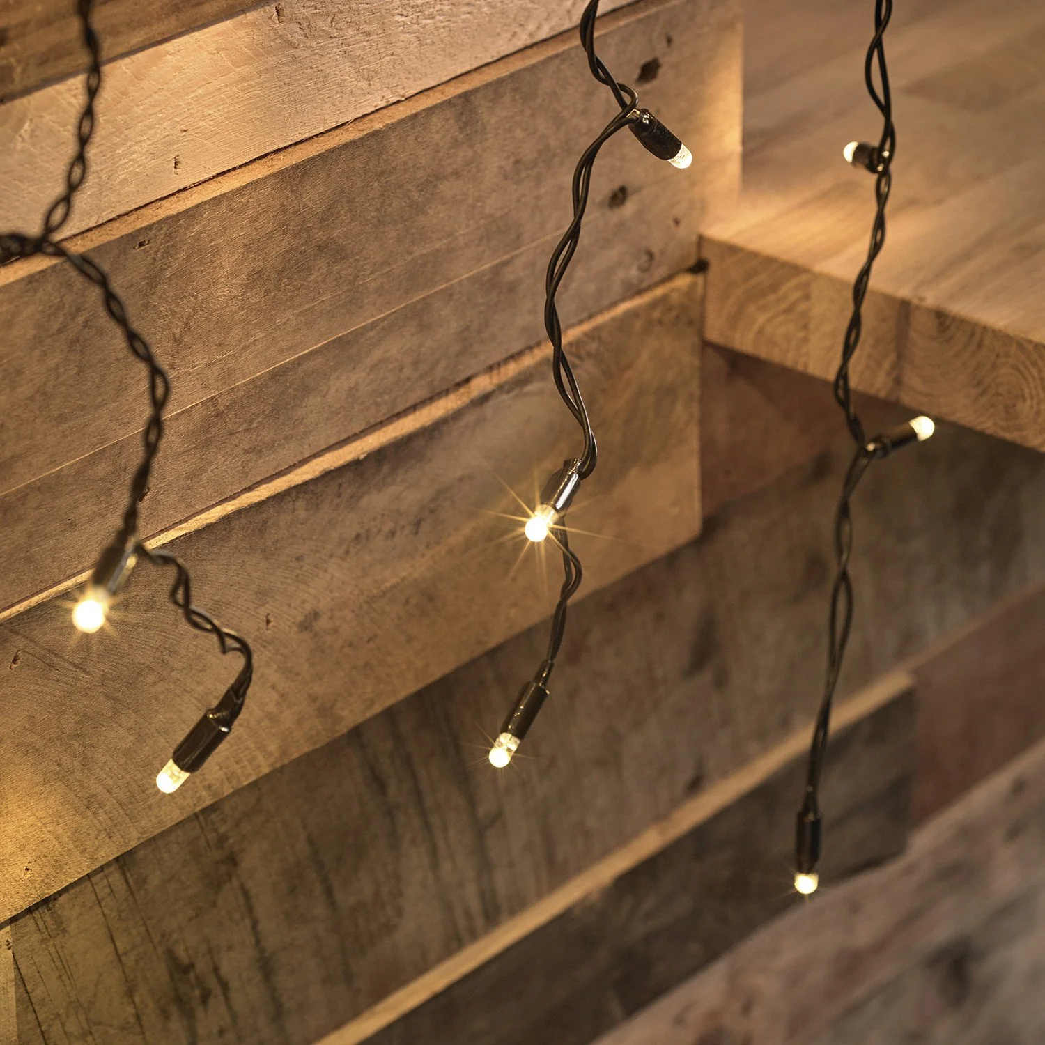 Core Connect 6m x 2m 576 Warm White Connectable Curtain Lights Black Cable - Image 2
