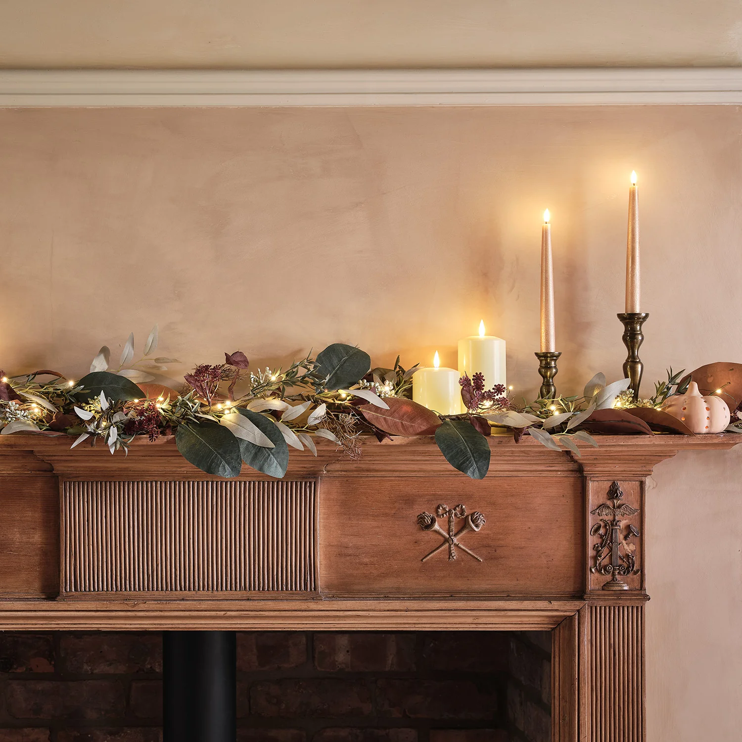 Crisp Leaf Autumn-Winter Wreath & Garland - Image 3