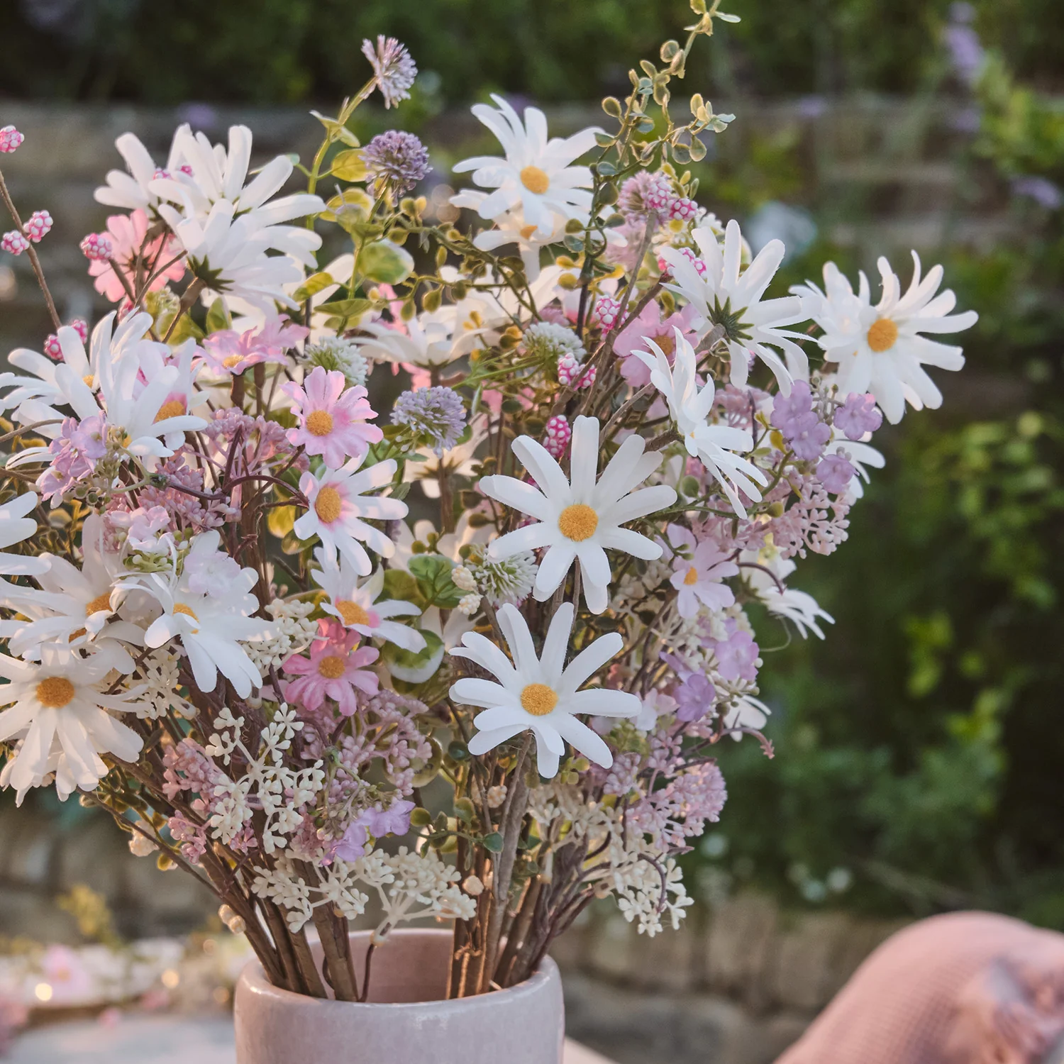 Daisy Dreams Artificial Bouquet - Image 3