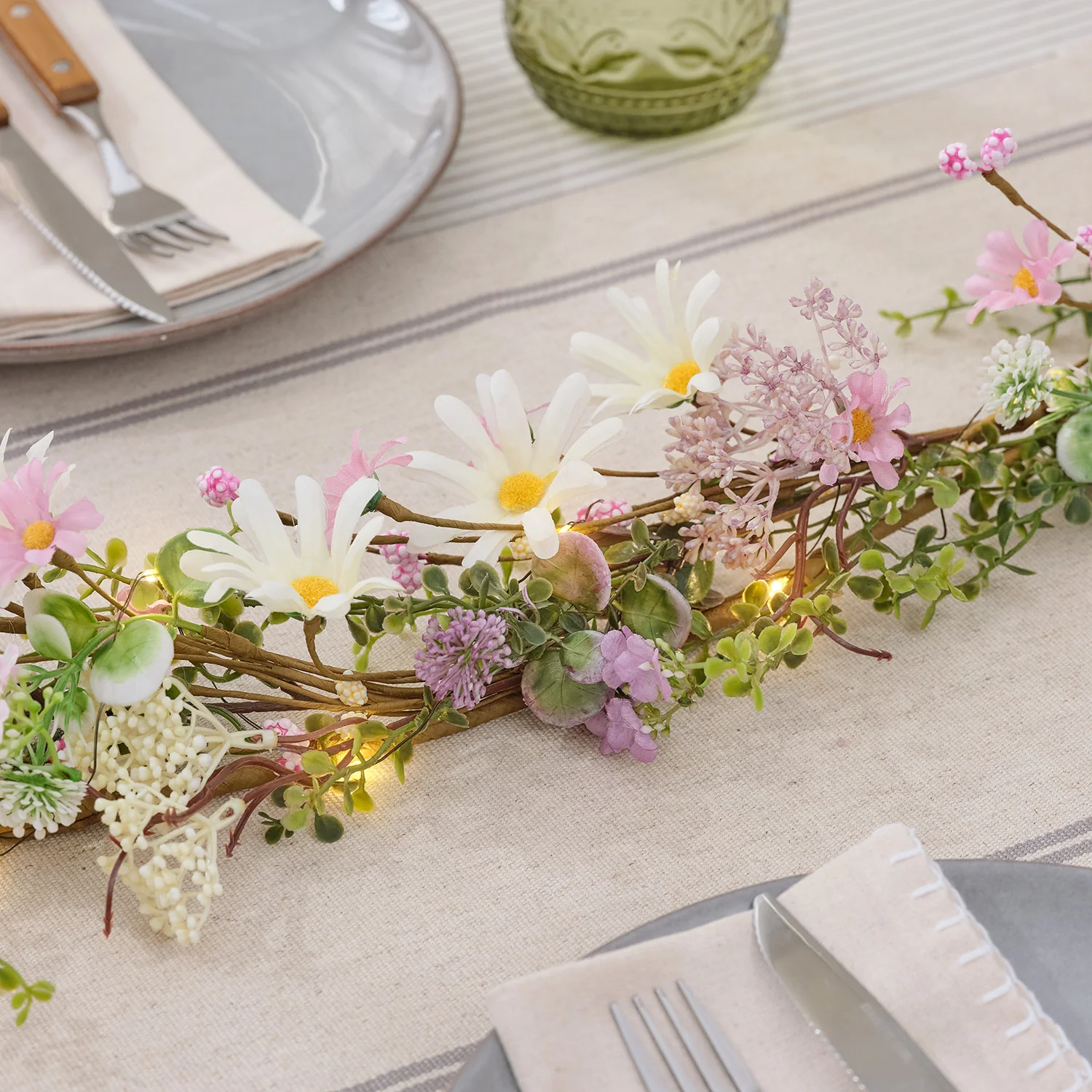 Daisy Dreams Pre Lit Wreath & Garland Bundle - Image 3