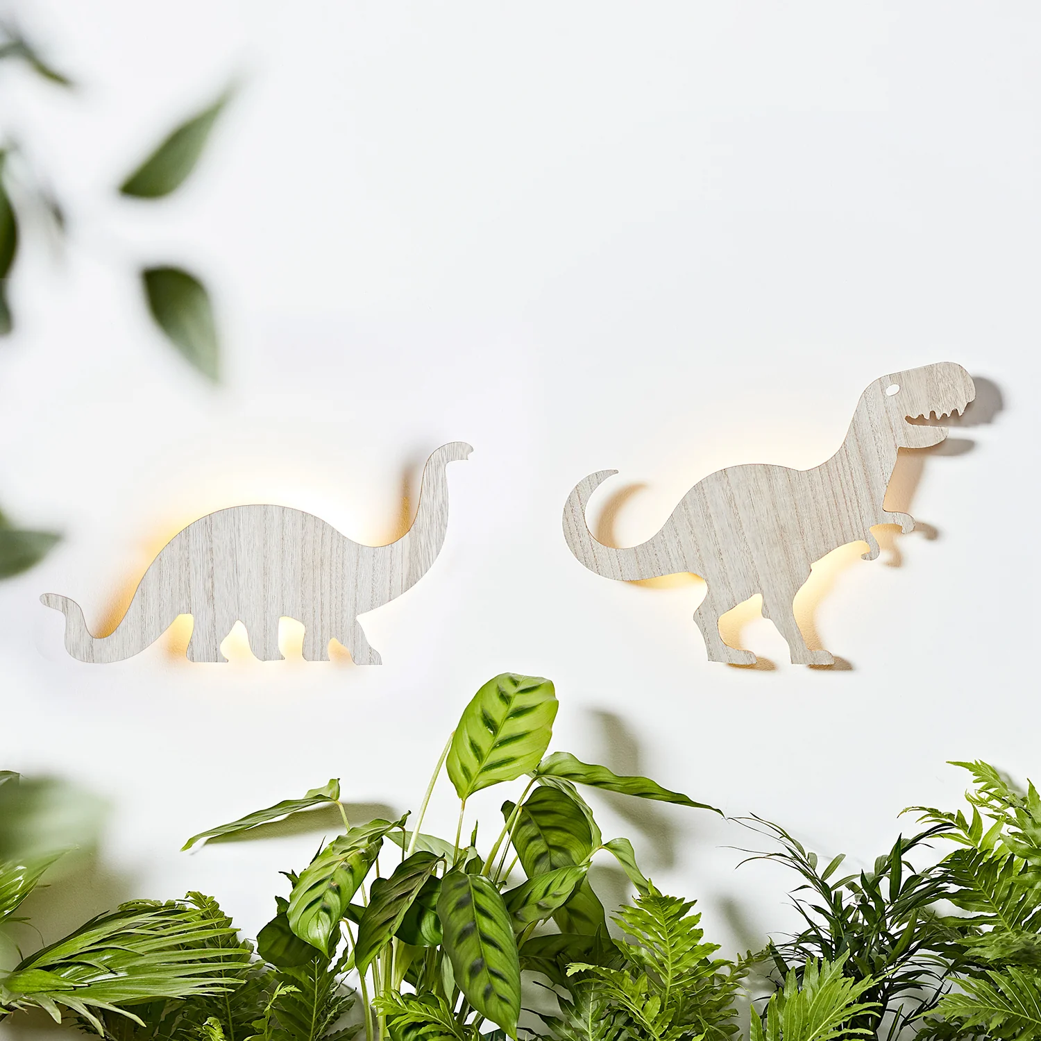 Diplodocus Dinosaur Wall Light - Image 4