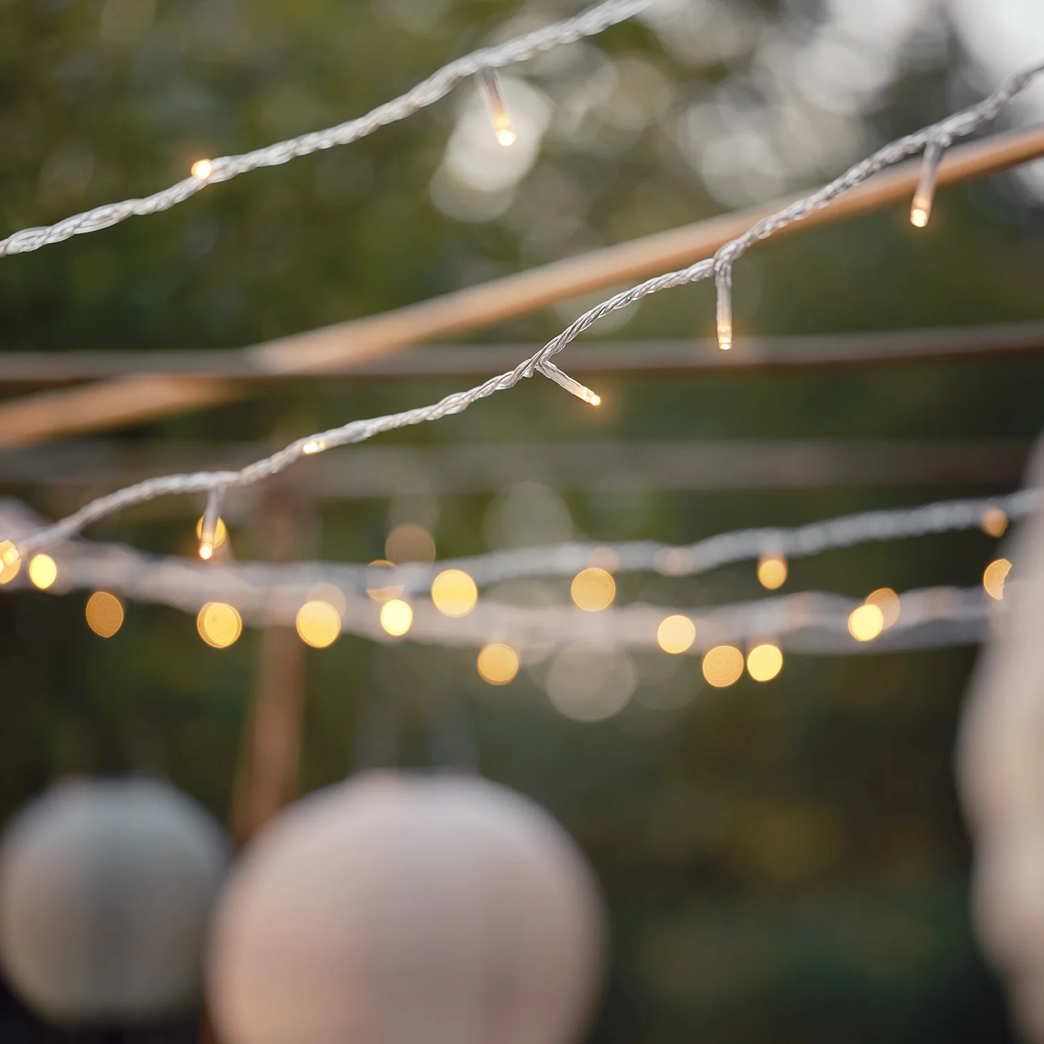 Essential Connect 30m 300 Warm White Connectable Fairy Lights Clear Cable - Image 5