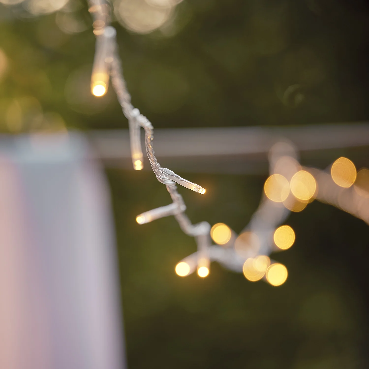 Essential Connect 30m 300 Warm White Connectable Fairy Lights Clear Cable - Image 6