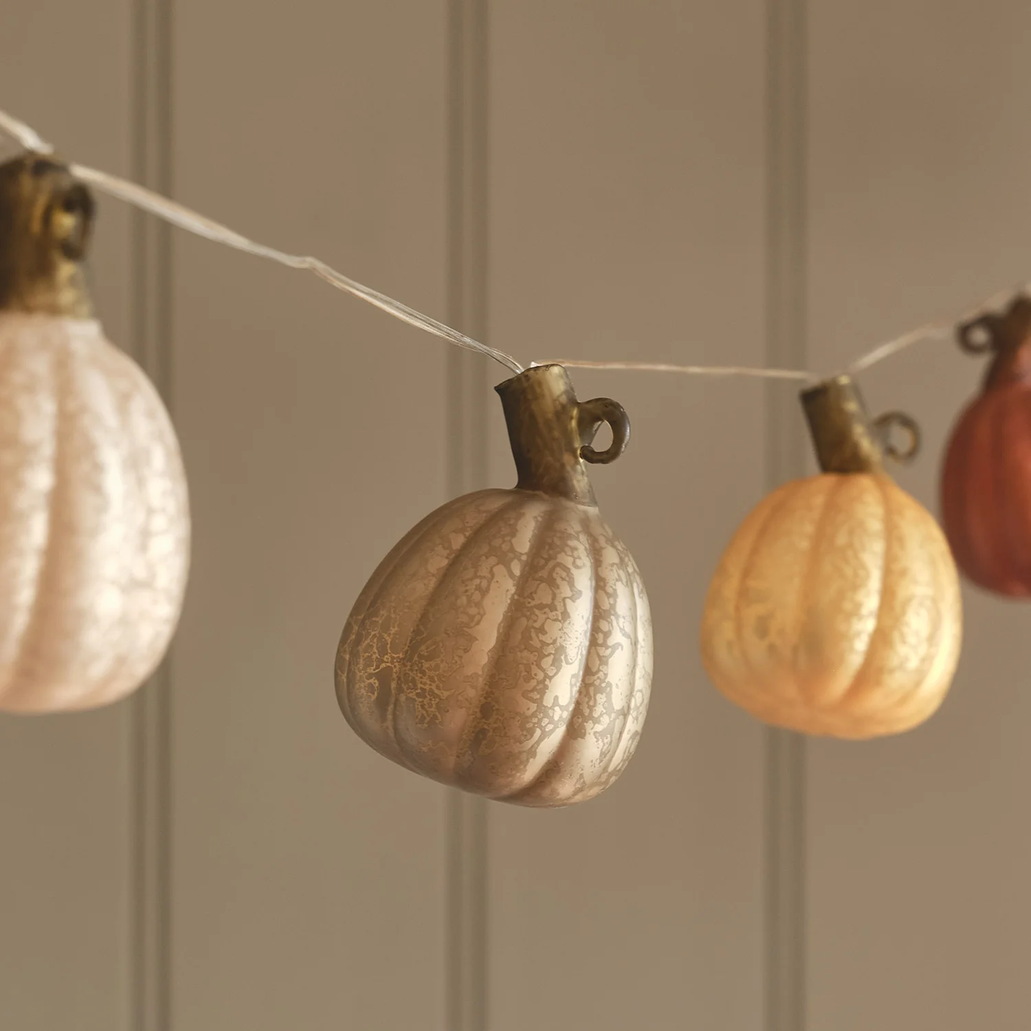 8 Glass Pumpkin LED String Lights - Image 4