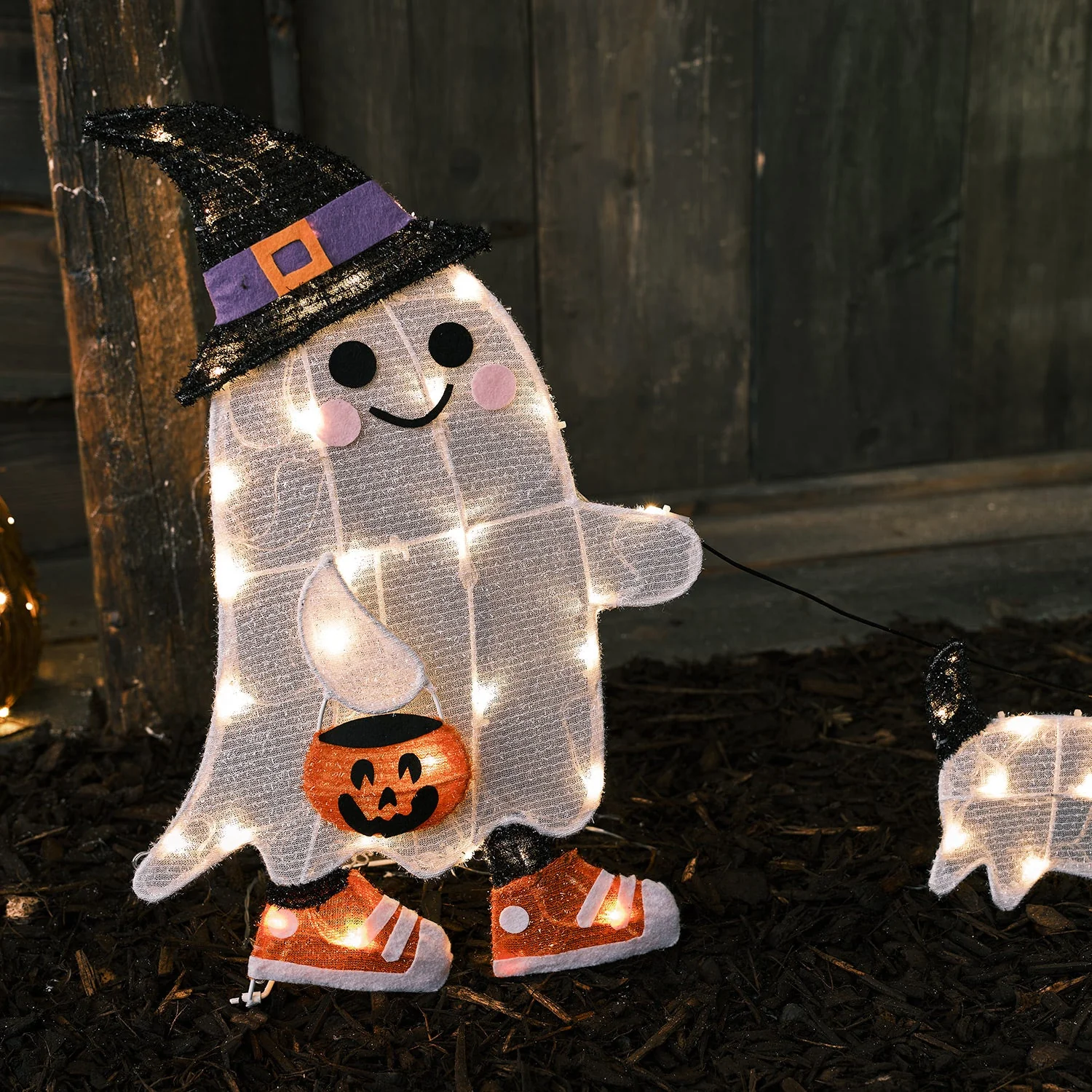 Gustav the Dog-walking Ghost LED Halloween Decoration - Image 3