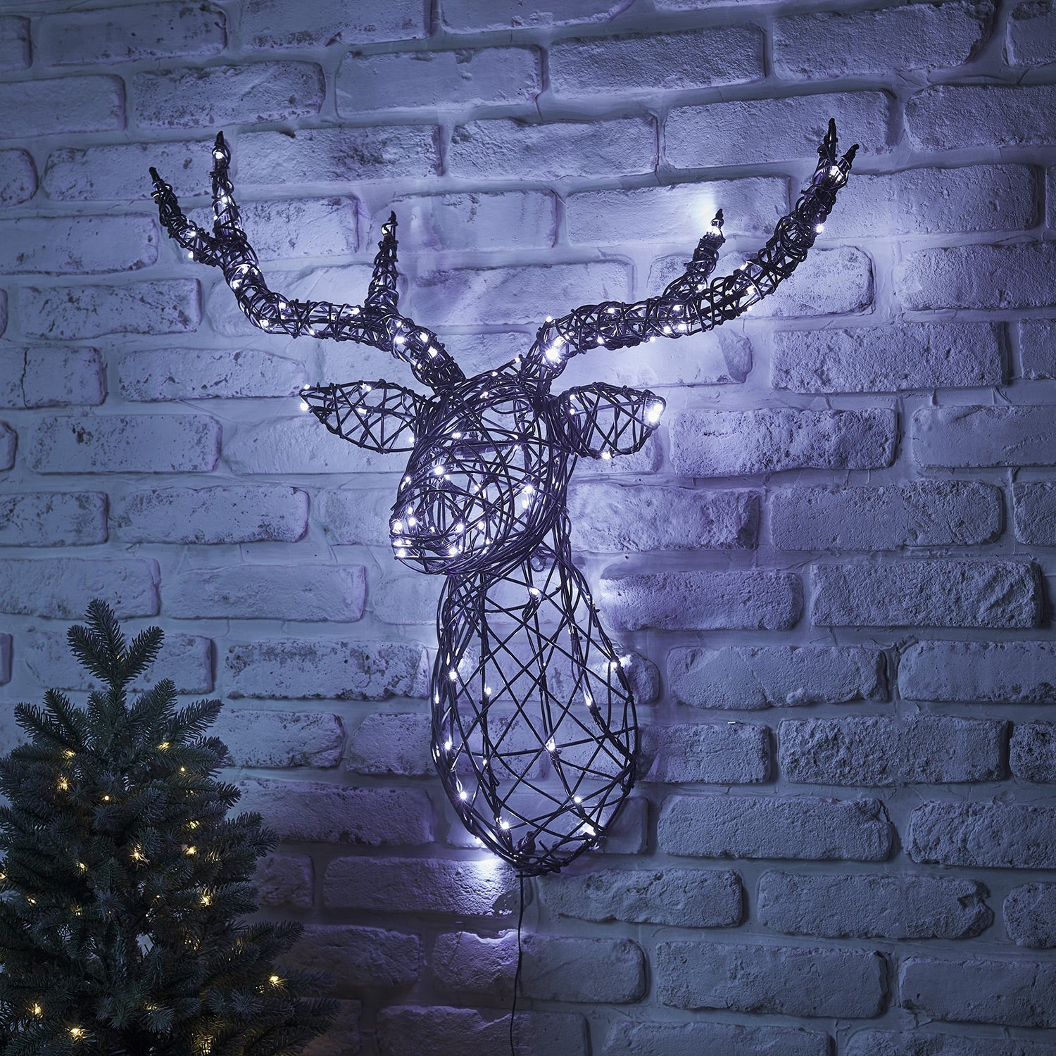 80cm Harlow Rattan Stag's Head Dual Colour LED Wall Light - Image 10