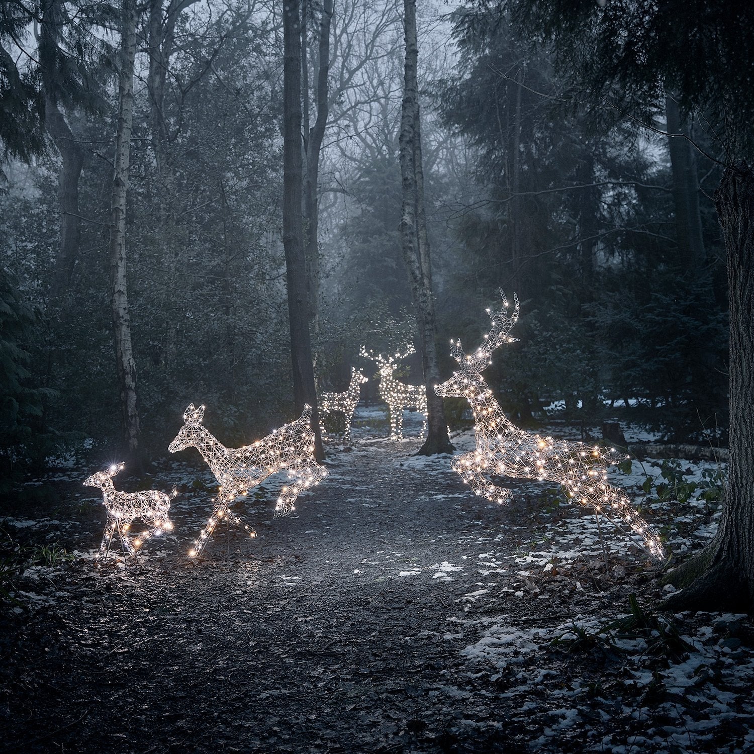 1.4m Regular Harlow Rattan Stag Dual Colour LED Light Up Reindeer - Image 11
