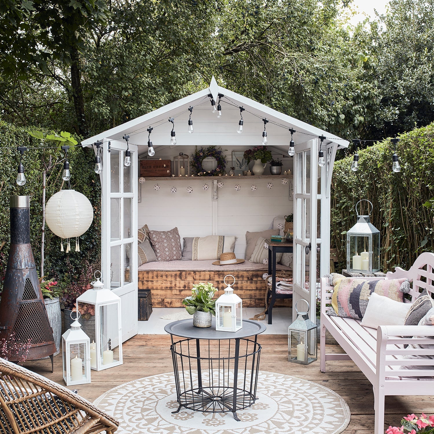 Perth Large White Garden Lantern with 3 TruGlow® Candles - Image 3