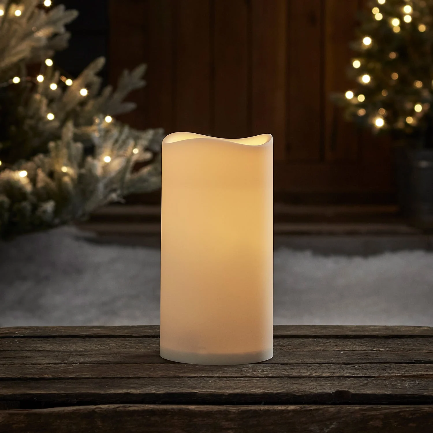 Large Port Isaac Battery Outdoor LED Candle - Image 8