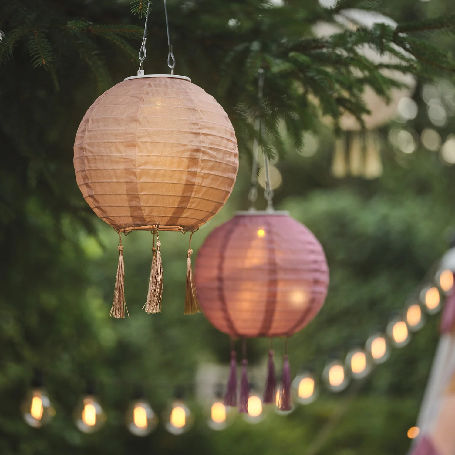 Set of 3 Lucena Tassel Solar Lanterns - Image 5