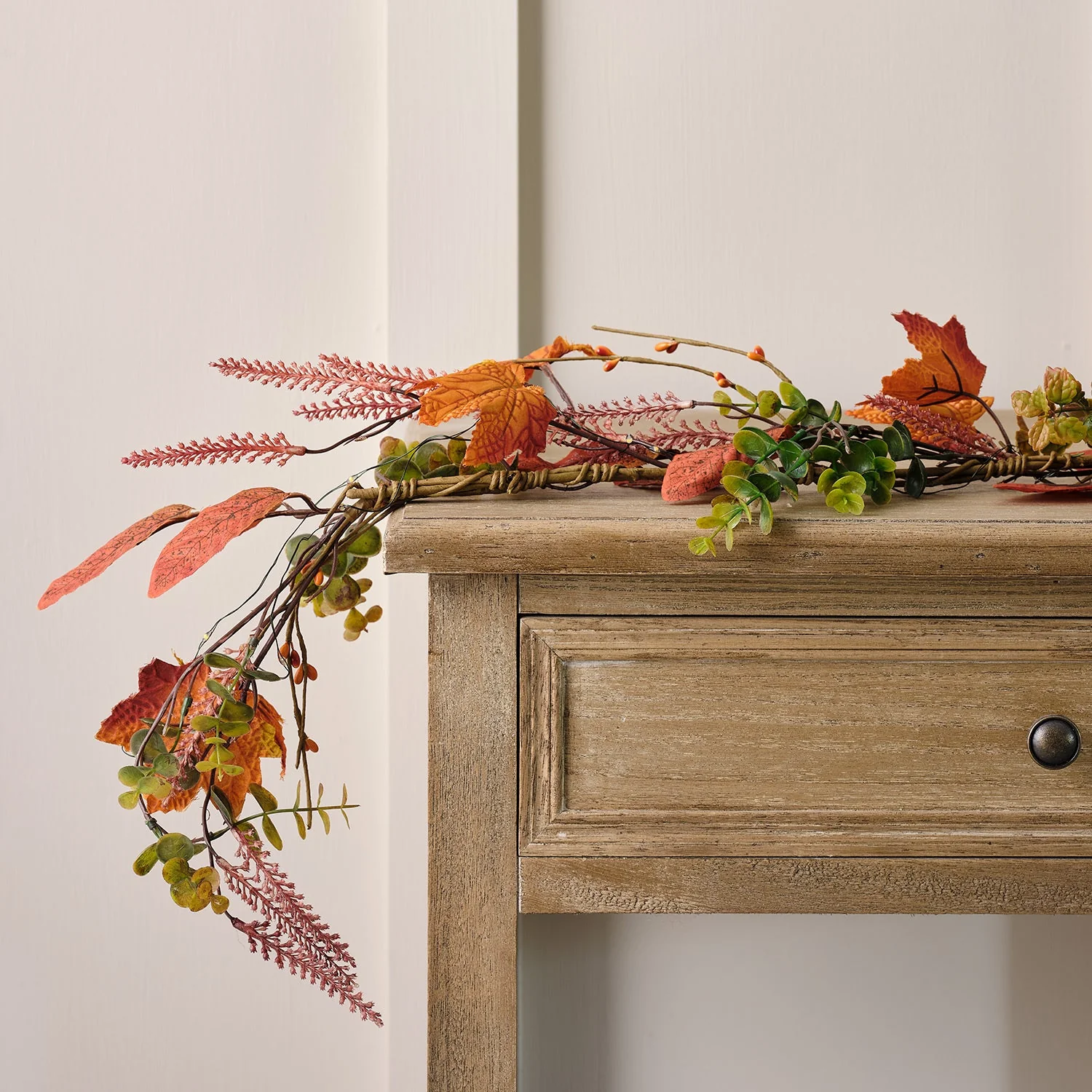 Maple Leaf Autumn Wreath & Garland - Image 4