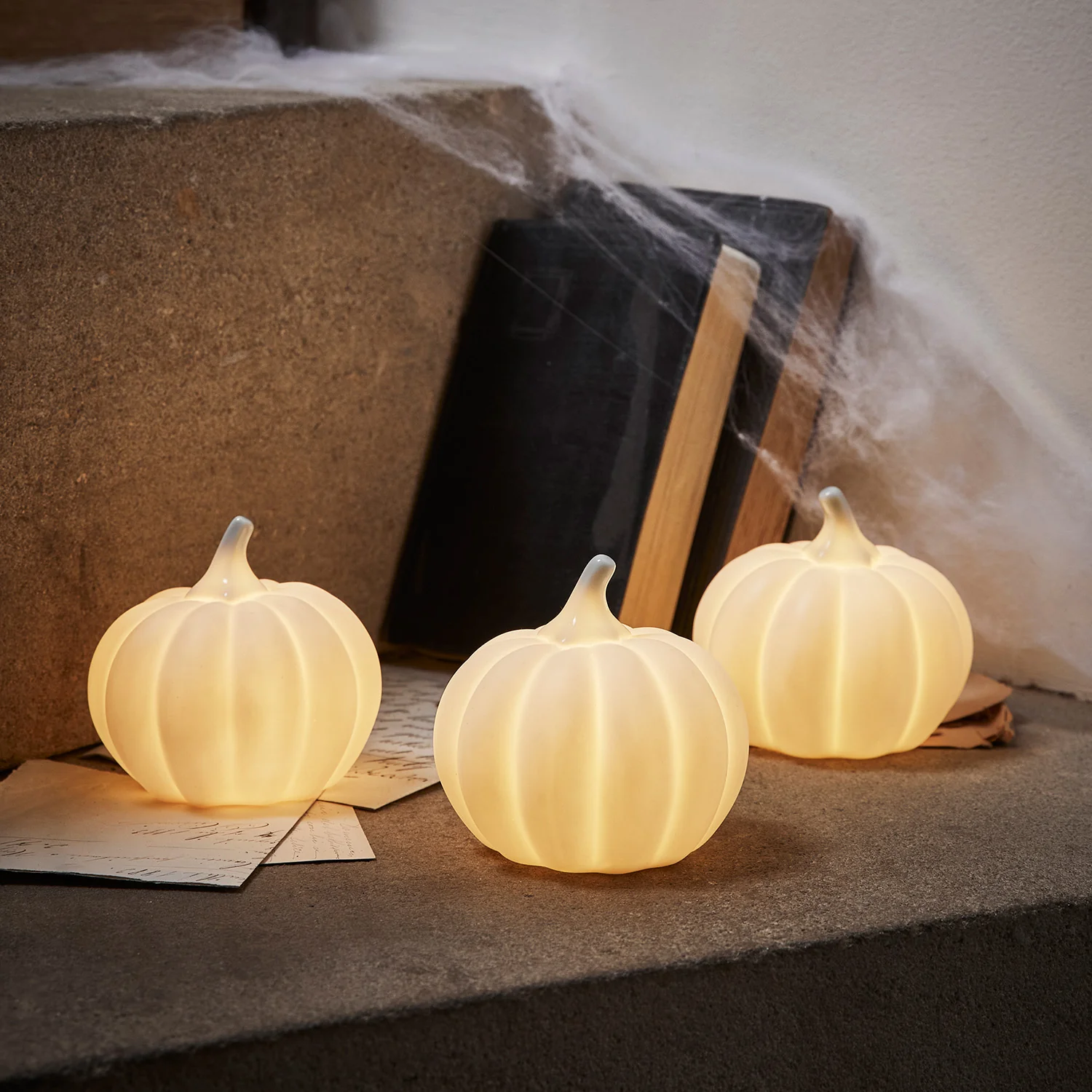 Mini Light Up Ceramic Pumpkin Trio - Image 4